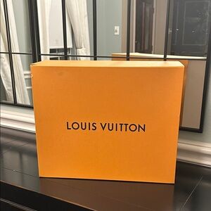 Louis Vuitton Vibrant Orange Box